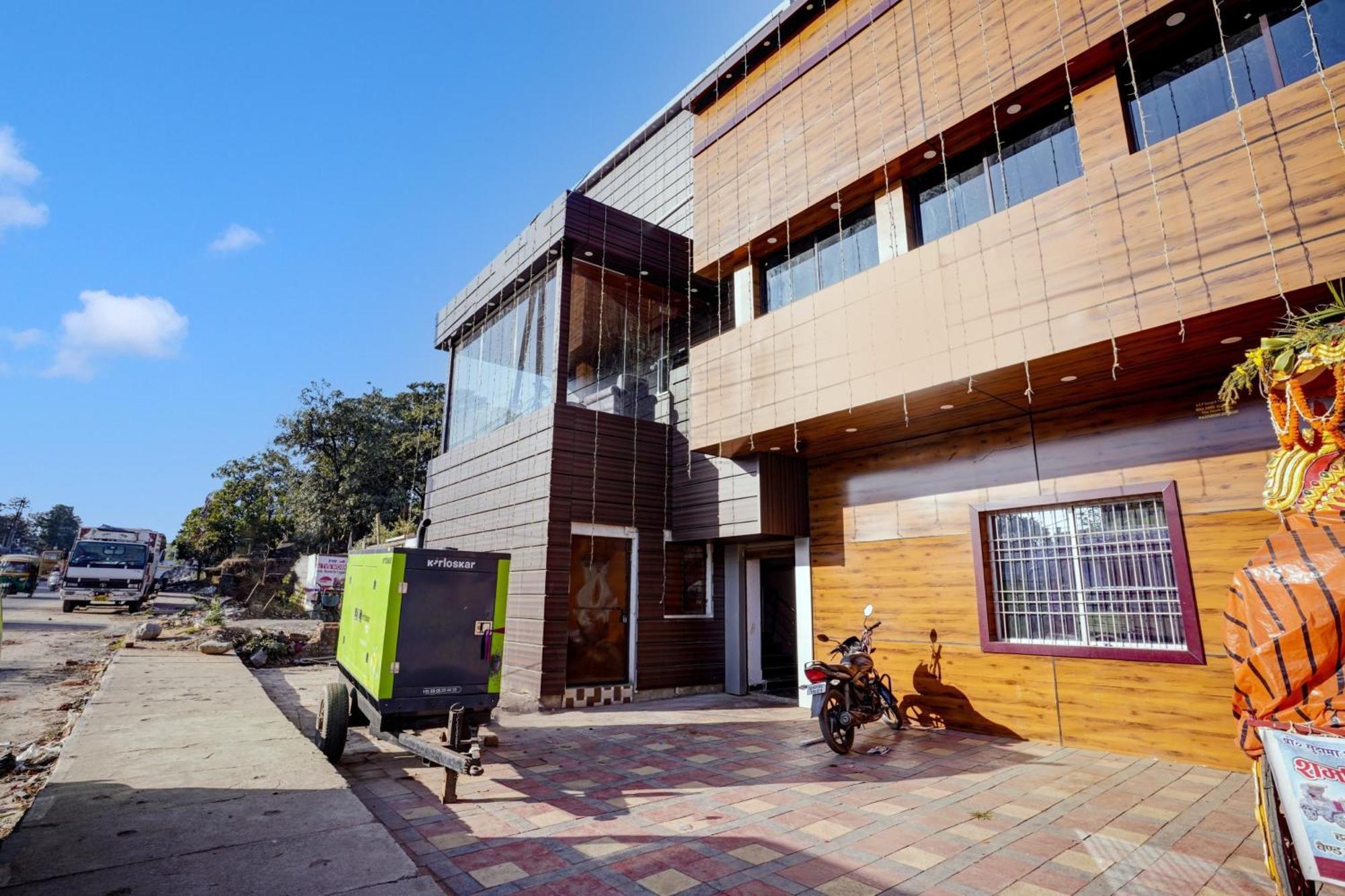 Oyo Flagship Hotel Ashok Vatika Banquet Hall Ranchi Dış mekan fotoğraf